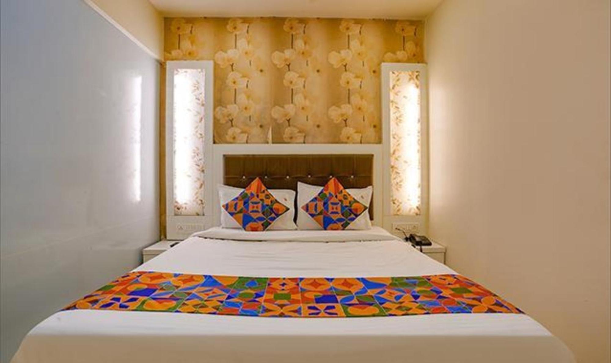 FabHotel Veera Residency Bombay Exterior foto