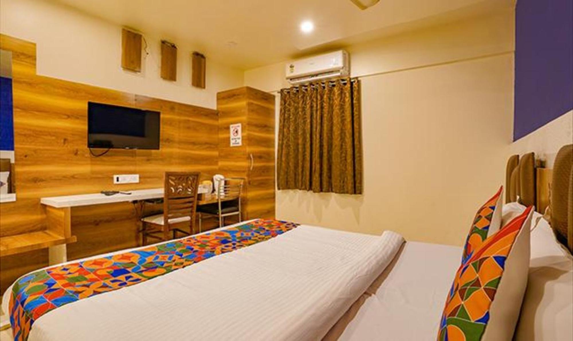 FabHotel Veera Residency Bombay Exterior foto